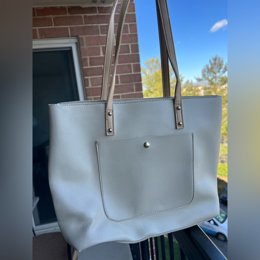 Super lightweight shoulder bag/tote